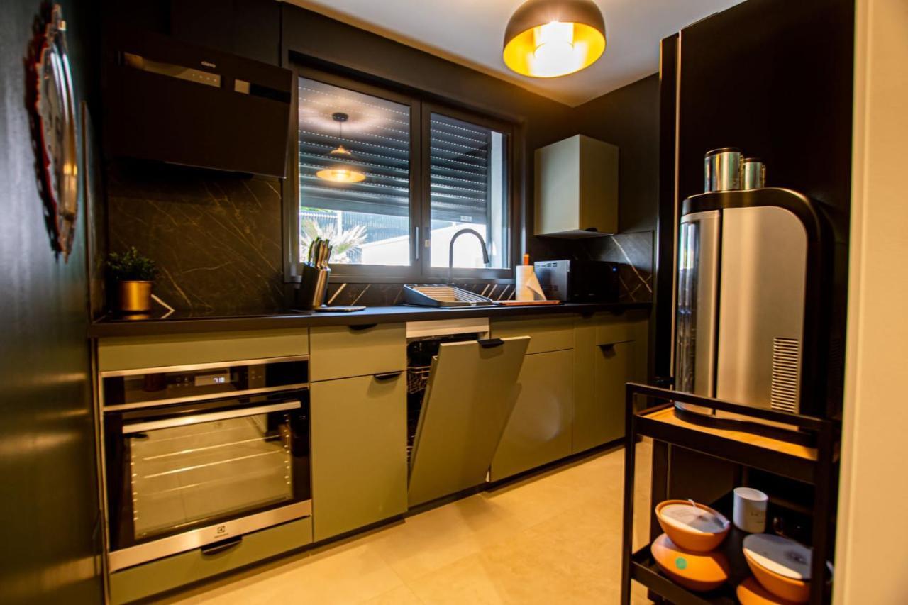 Appartement De Caractere Avec Jacuzzi Fréjus Exteriér fotografie