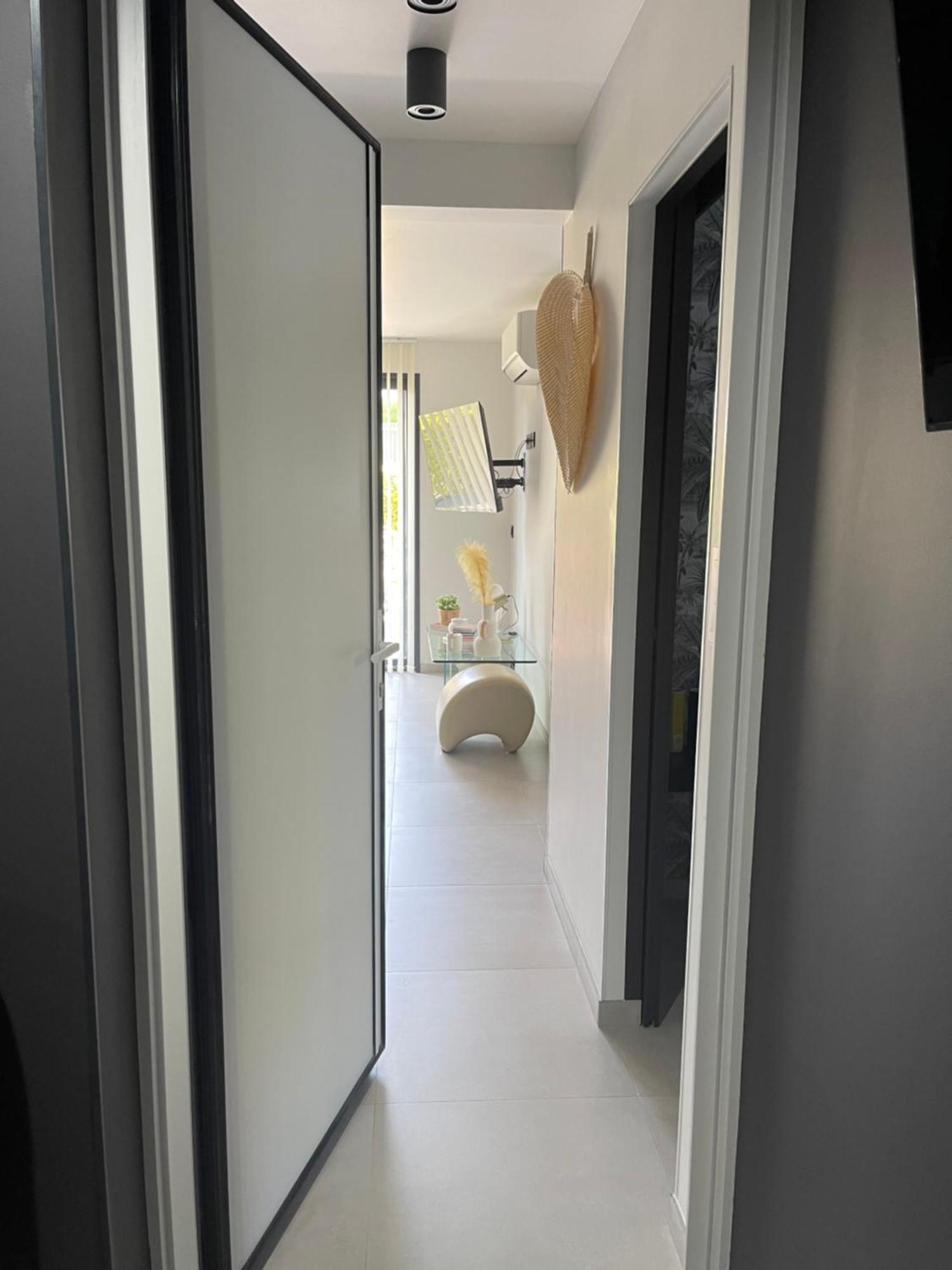 Appartement De Caractere Avec Jacuzzi Fréjus Exteriér fotografie