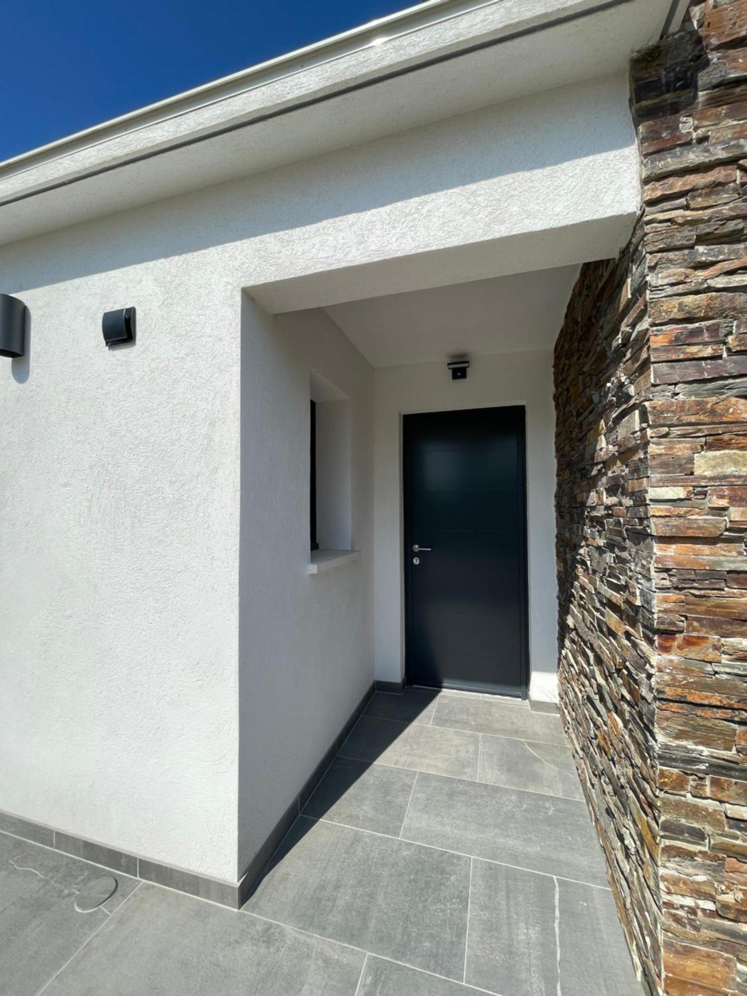 Appartement De Caractere Avec Jacuzzi Fréjus Exteriér fotografie