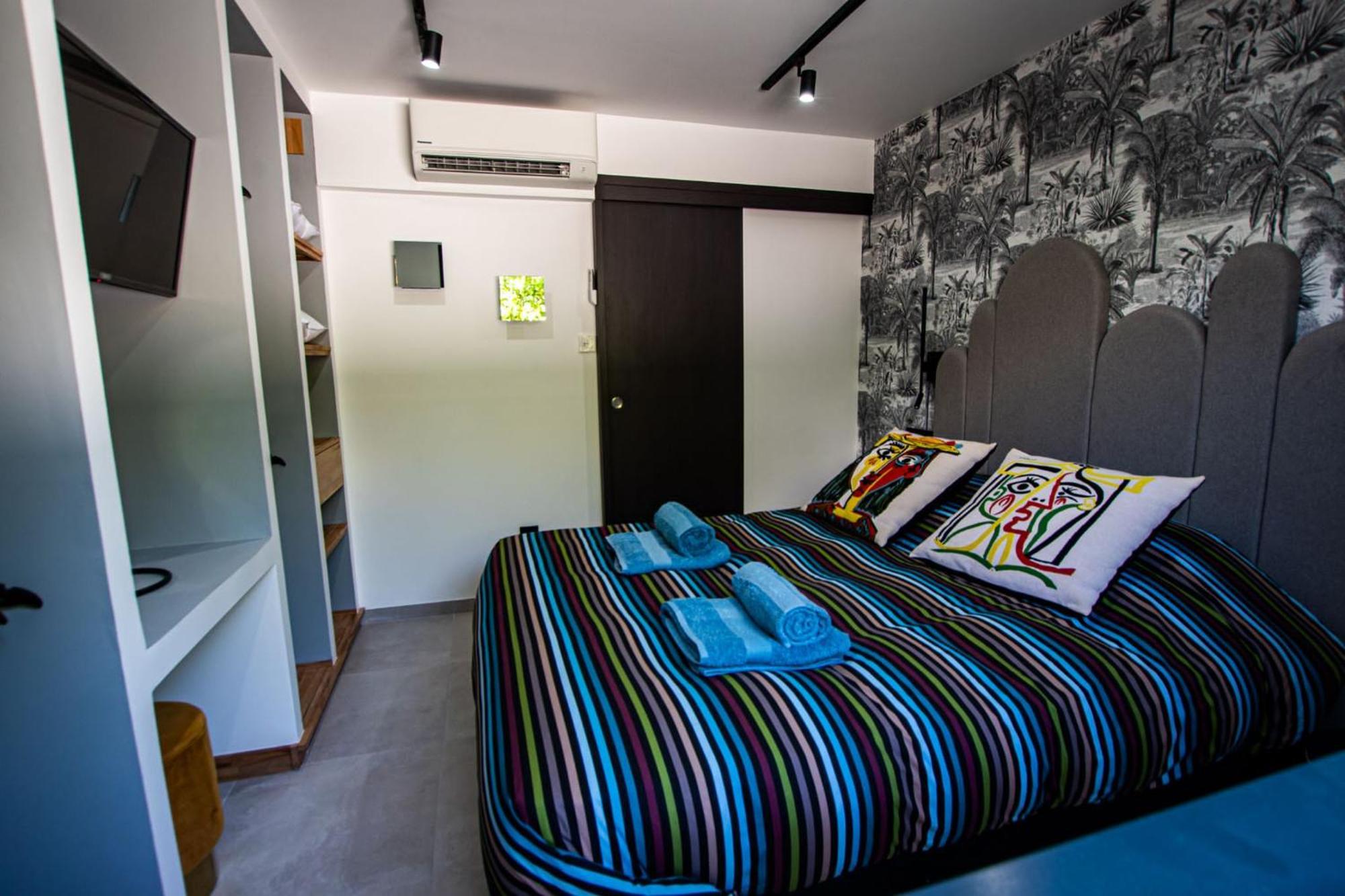 Appartement De Caractere Avec Jacuzzi Fréjus Exteriér fotografie